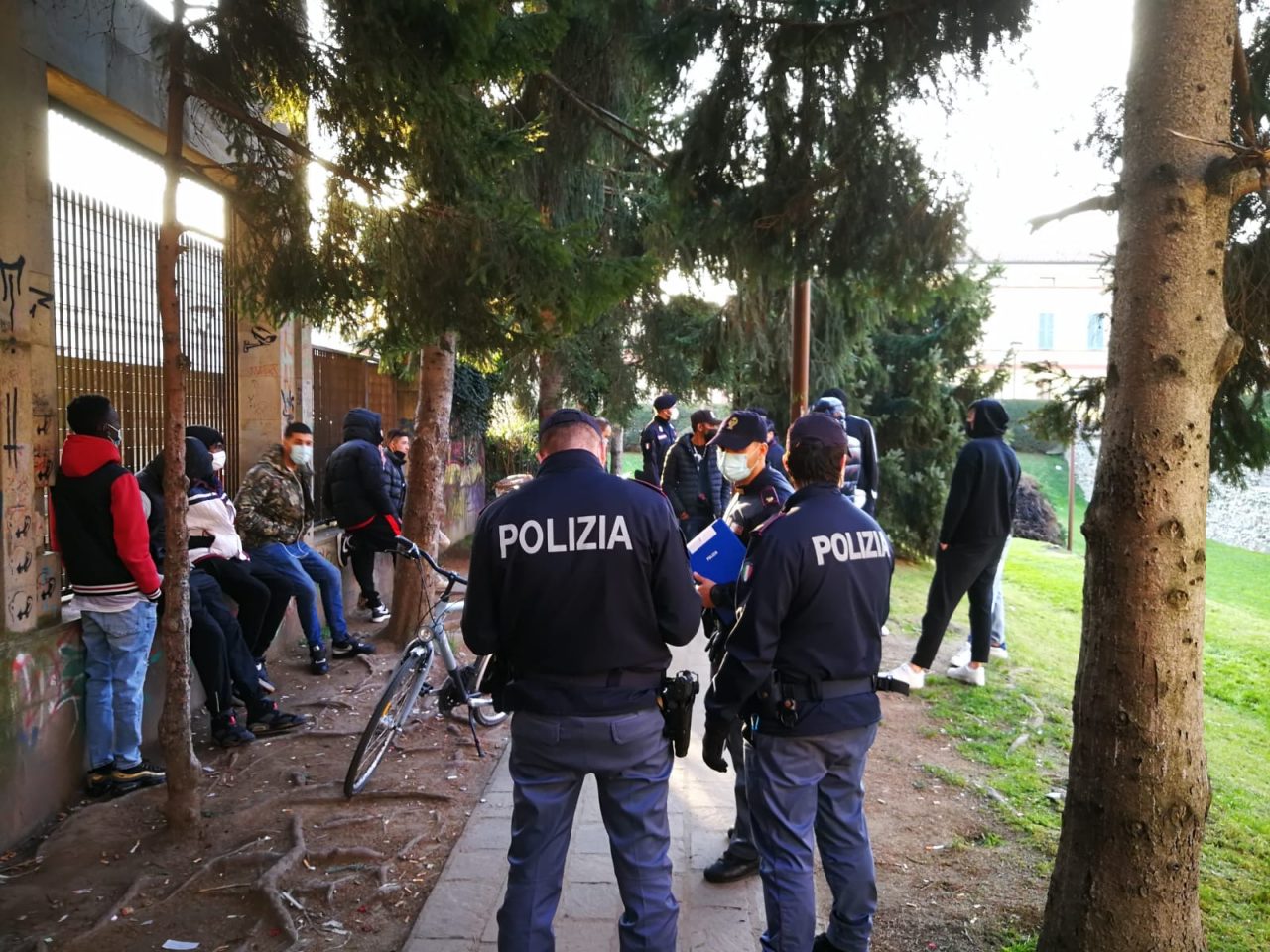 Novara controlli anti assembramenti in centro: due giovani segnalati