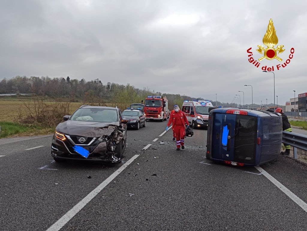 Incidente sulla statale a Pombia: un ferito portato all’ospedale