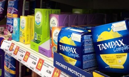 Assorbenti, Coop riduce l’Iva dal 22 al 4 per cento