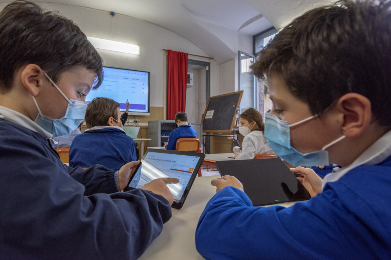 Esselunga si conclude la sesta edizione di “Amici di scuola”: in 6 anni donati oltre 93milioni di euro