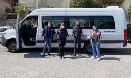 Nuovo scuolabus in servizio ad Arona