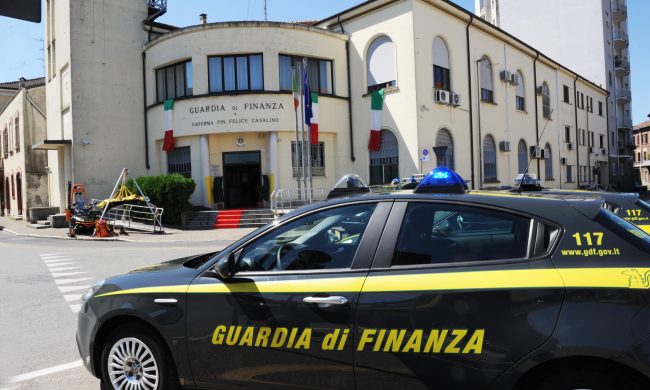 Guardia di finanza: concorso per 1198 allievi marescialli