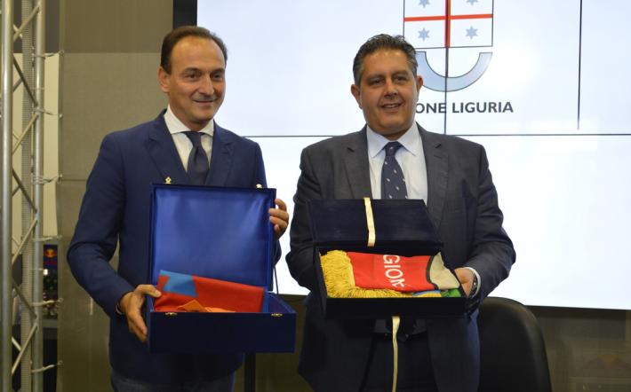 Vaccini ai turisti: accordo tra Piemonte e Liguria