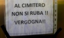 Allarme furti al cimitero di Pombia: c'è chi ruba pure i fiori