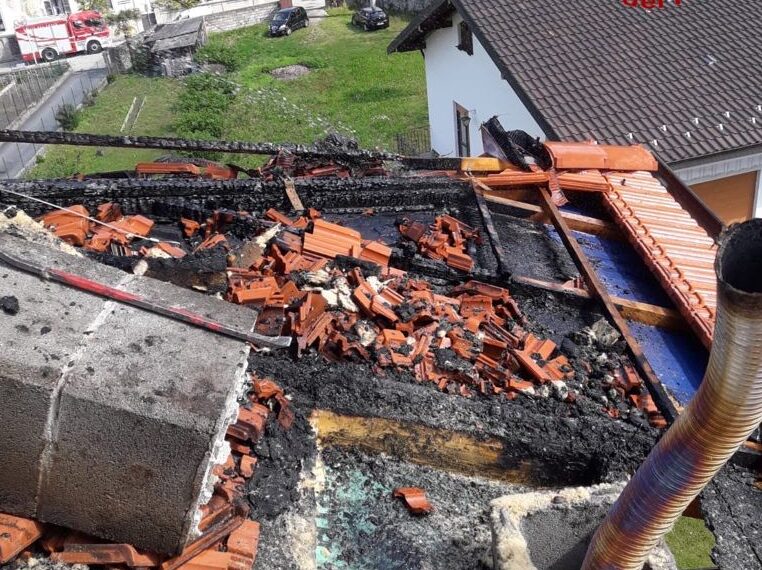 Incendio tetto a Legro di Orta: danni limitati grazie a un passante sconosciuto