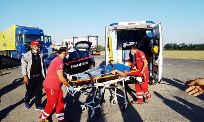 Un altro operaio investito durante lo sciopero davanti all’azienda