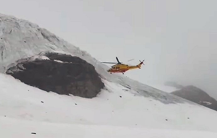 Cade in un crepaccio a 4mila metri sul Monte Rosa