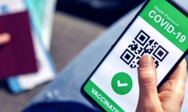Truffa del Green Pass: su WhatsApp falso messaggio per scaricarlo