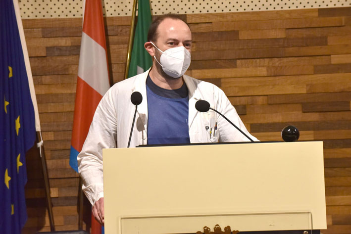 Tumore al polmone raro: intervento d’avanguardia combinato al Maggiore
