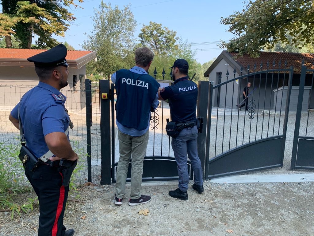 Risse a ripetizione: Questura chiude noto locale di Galliate