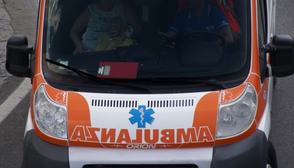 Trascorre la notte in auto: 64enne di Borgolavezzaro trovato morto