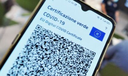 Titolare di bar di Novara senza Green Pass e nemmeno lo chiedeva ai clienti: sanzionata