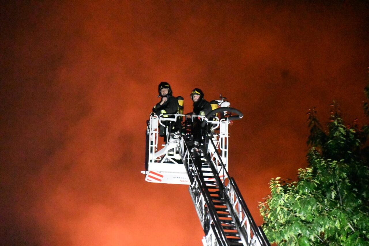 Anas avvia la campagna: “La strada non è un posacenere. Rispetta l’ambiente, salva il tuo viaggio”