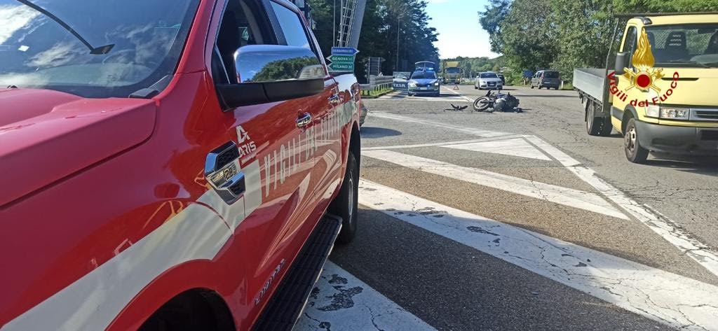 Paruzzaro incidente tra Suv e moto: un ferito