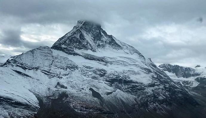 Precipitano dalla parete nord del Cervino: morti due alpinisti di 24 e 25 anni