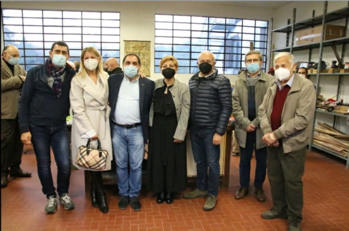 Inaugurata la sede dei corsi di falegnameria con Amicigio