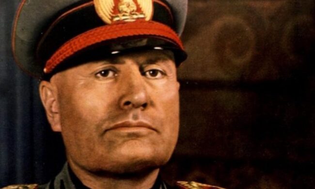 Il duce resta cittadino onorario di un comune vercellese: scoppia la polemica