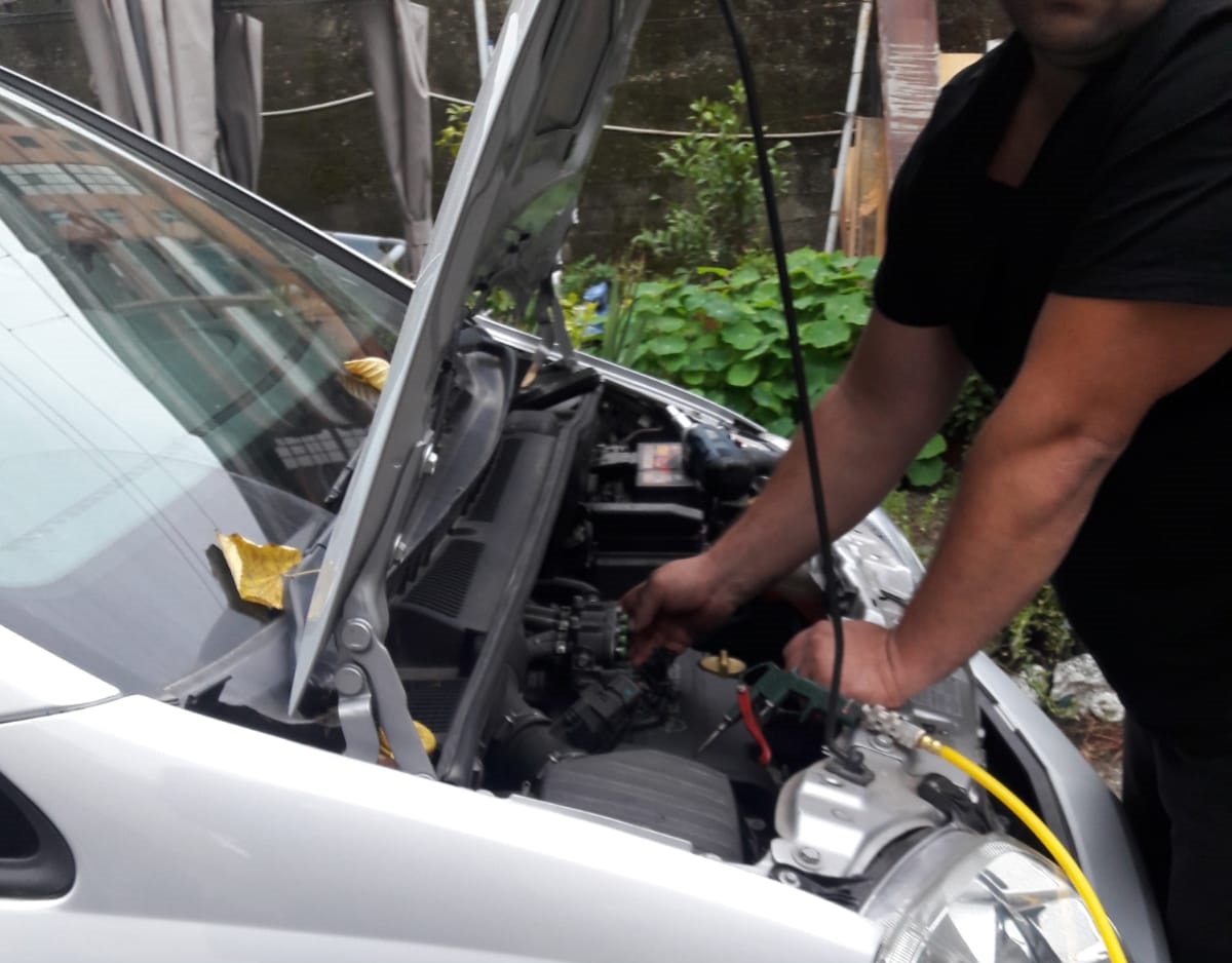 Novara beccata officina abusiva in via Mirabelli