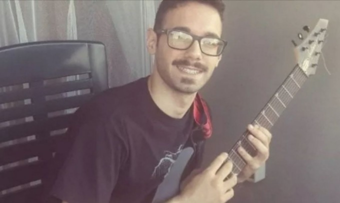 Riccardo è morto in un incidente: gli amici organizzano una raccolta fondi