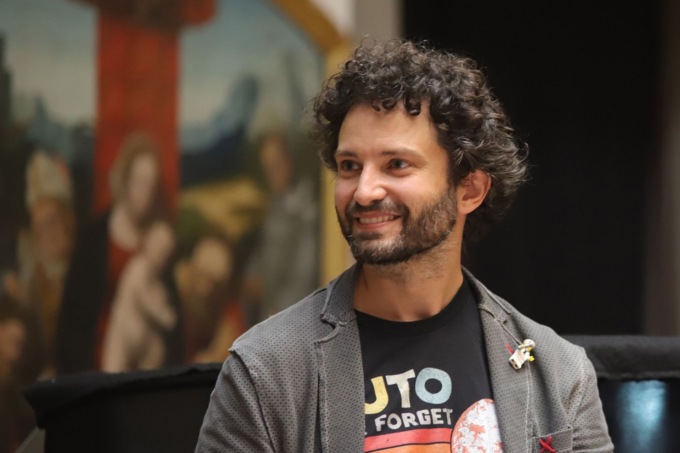 Alessandro Barbaglia presenta al Coccia Scatto Matto Tra Le Stelle