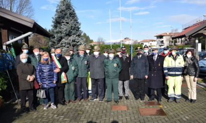 A Borgomanero la messa per gli Alpini con la terra di Nikolajewka