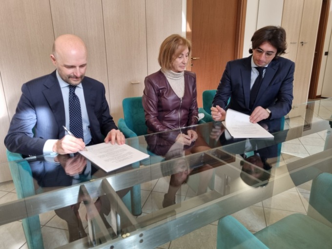 Fondazione Comunità Novarese nasce il “Fondo Enrico Badà”: borse di studio per i giovani talenti