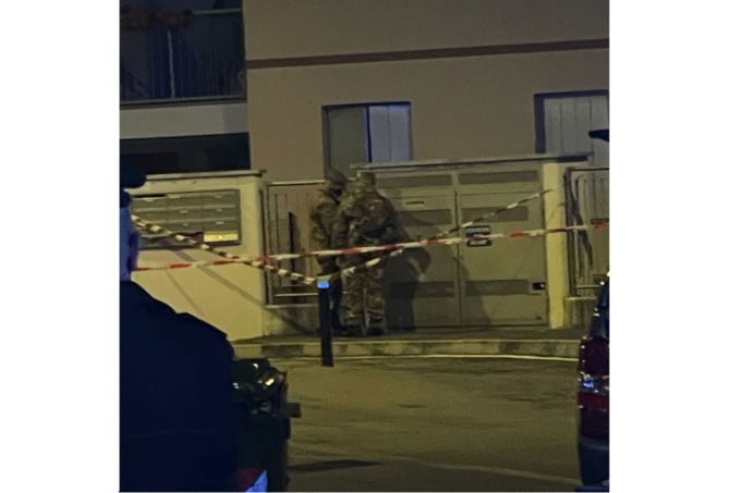 Allarme bomba a Oleggio Castello: condominio evacuato