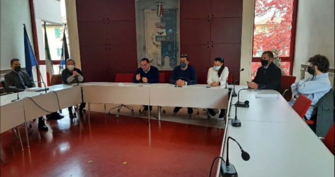 Palazzetto di Castelletto: “Non rischia di crollare, lo dicono i tecnici”