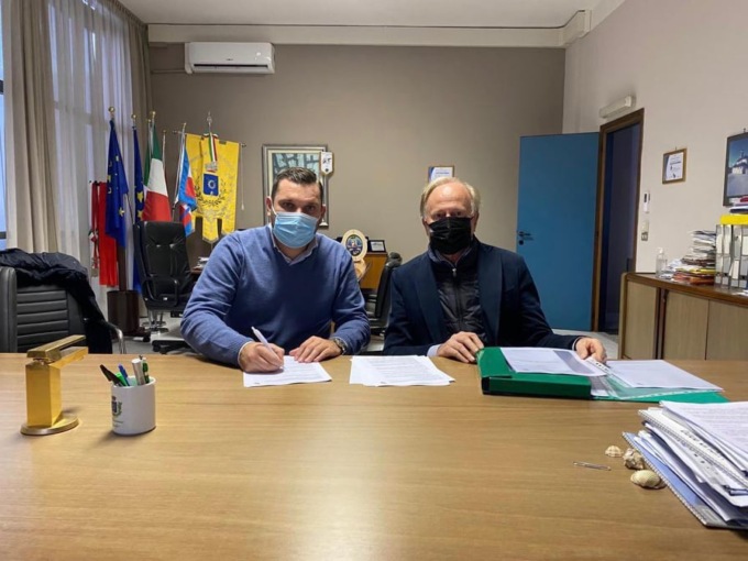 La provincia di Novara ha siglato il Contratto di Lago per il Cusio