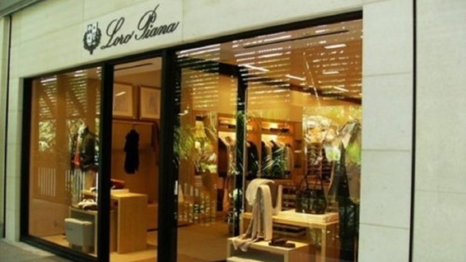 Tentata estorsione ai Loro Piana: arrestato un funzionario dell’Agenzia delle Entrate