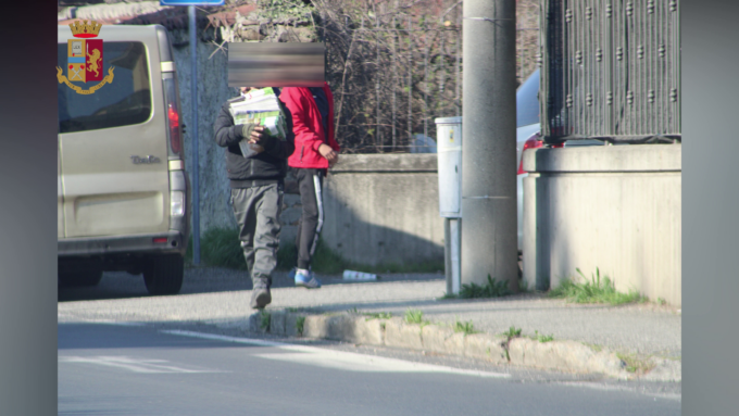Caporalato a Novara: pakistani lavoravano 17 ore al giorno a meno di 2 euro l’ora