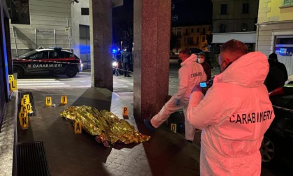 Cadavere trovato sotto i portici a Pallanza