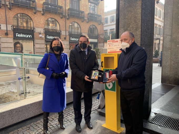 Novara due defibrillatori in più a disposizione della città