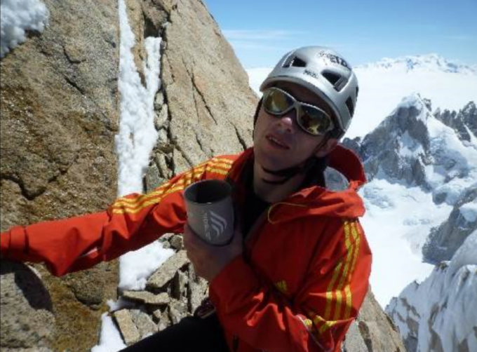 Alpinista novarese colpito da una valanga: sospese le ricerche