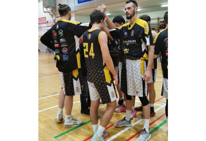 Gli Spartans cedono: Domodossola vince lo scontro nel turno infrasettimanale