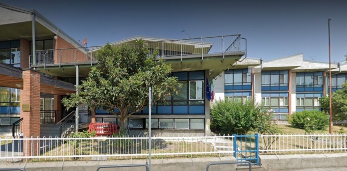 Pannelli fotovoltaici sul nuovo tetto della Giovanni XXIII ad Arona