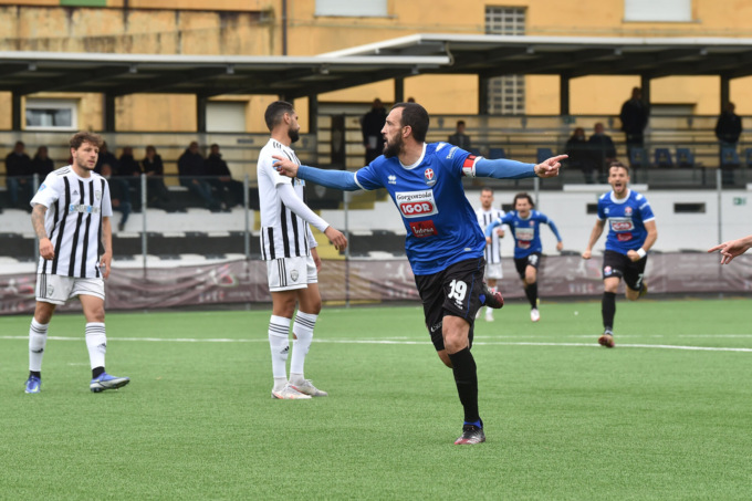 Il Novara Fc in Liguria cala un poker pesante
