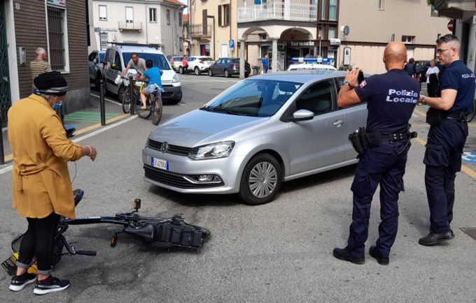 Cerano scontro fra auto e bicicletta