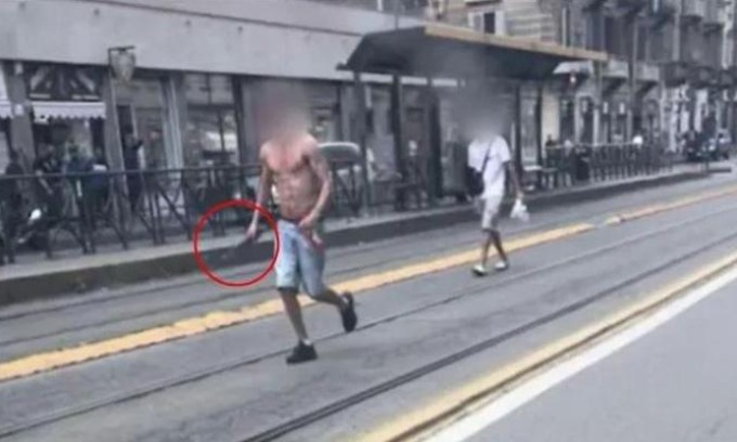 Giovane con machete a Torino: a suo carico già 11 fermi e denunce