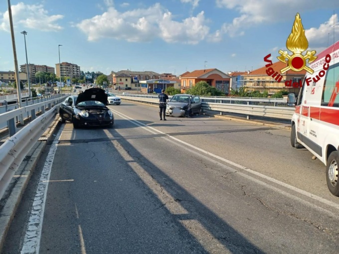 Novara incidente sul cavalcavia di San Martino