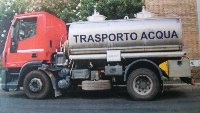 Il Piemonte muore di sete: arrivano le autobotti