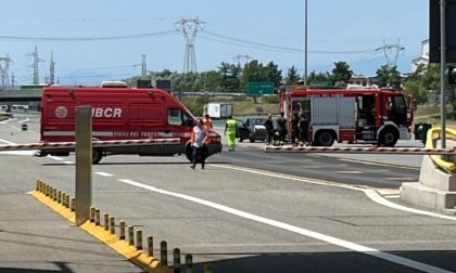 Allarme bomba al casello dell'autostrada Torino-Milano