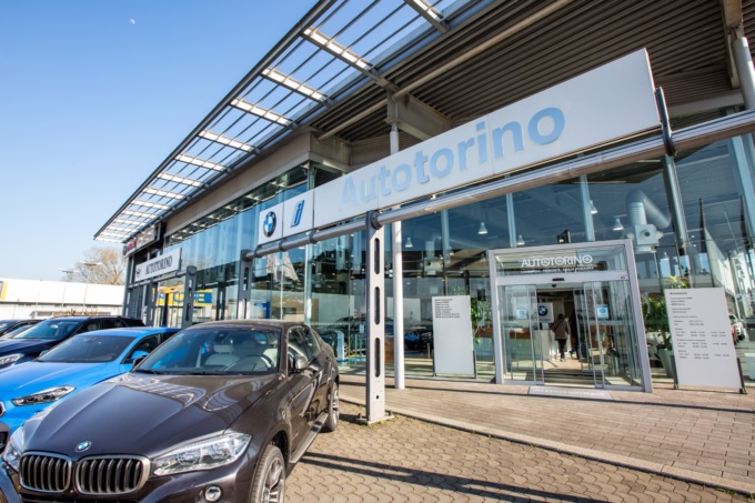 Agosto vacanze e viaggi in auto: service e showroom Autotorino aperti per chi parte e per chi resta