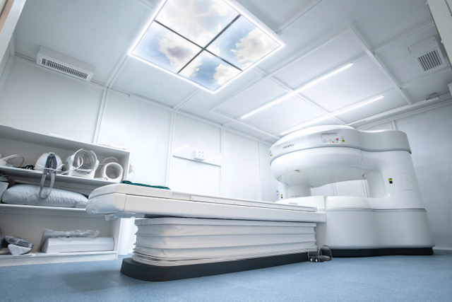Risonanza magnetica aperta per combinare precisione e comfort: la parola all’esperto