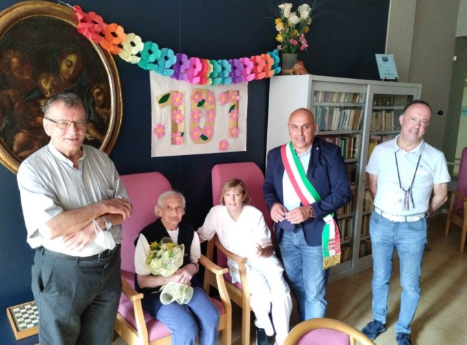 Borgomanero festeggia i 101 anni di Adalgisa Ferrari