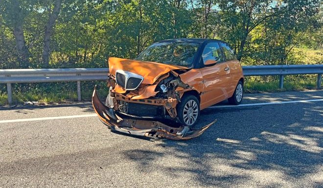 Incidente frontale a Prato Sesia