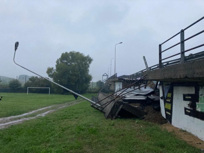 Comune di Novara: “Non è crollato il cavalcavia ma una spalletta in cemento del muro di contenimento”