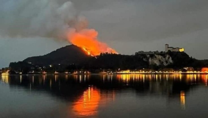 Arona: contributo per la riforestare la collina tra Angera e Ranco