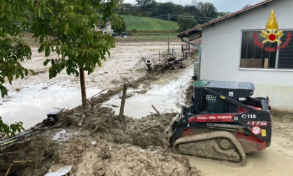 Vigili del fuoco novaresi a Senigallia in aiuto degli alluvionati