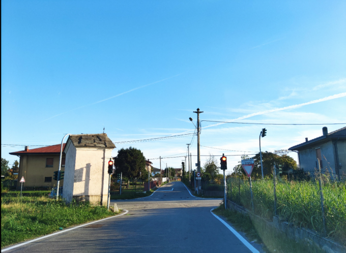 Oleggio nuovo impianto T-red: se passi con il rosso scatta la multa